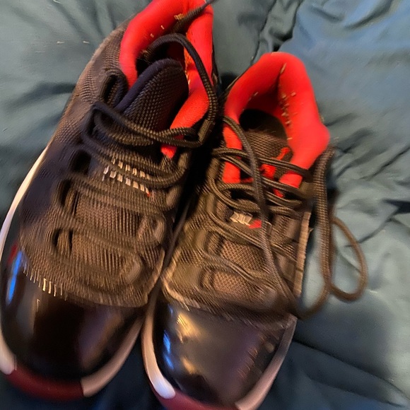 Used - Picture 3 of 3